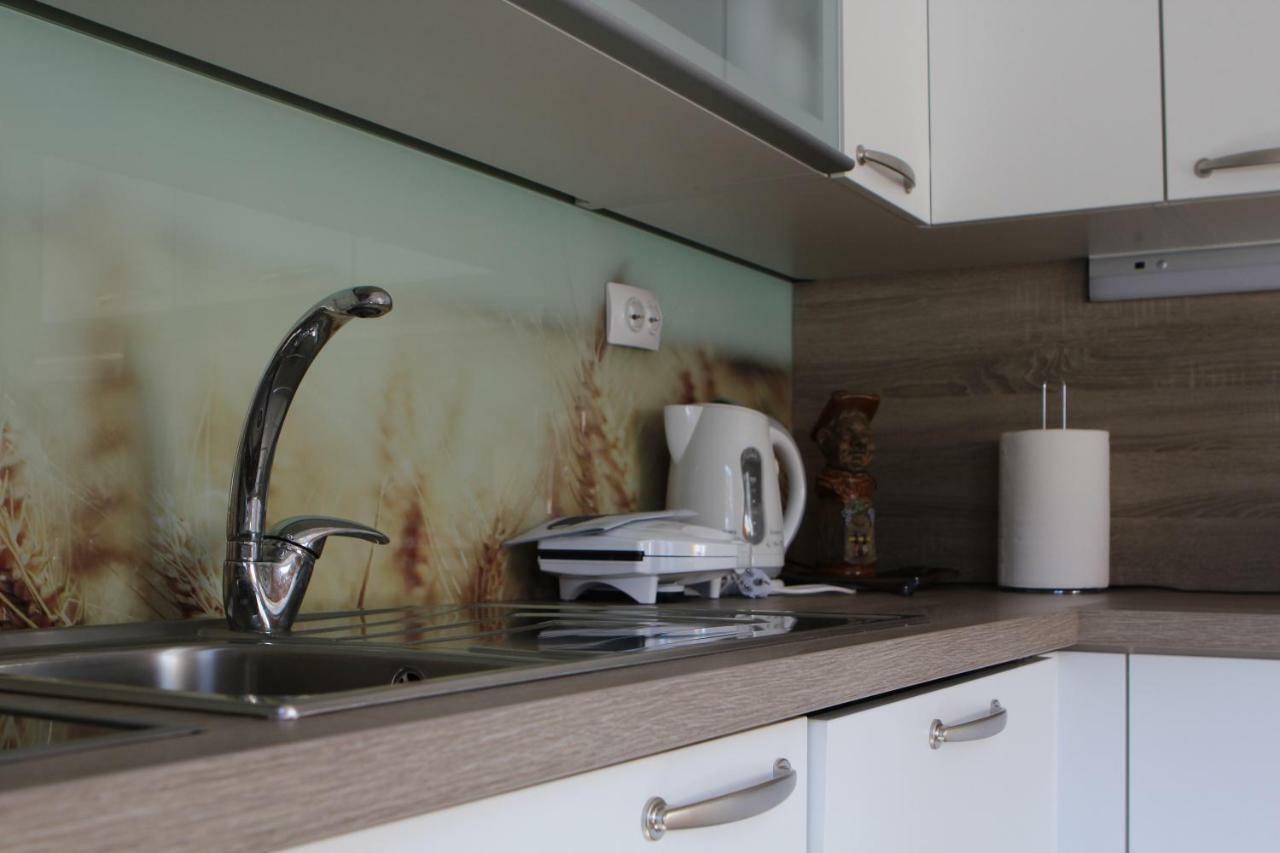 Apartma Lipa Мойстрана Экстерьер фото